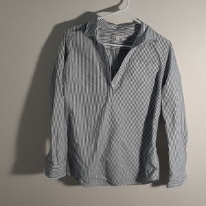 Gap Maternity long sleeve shirt